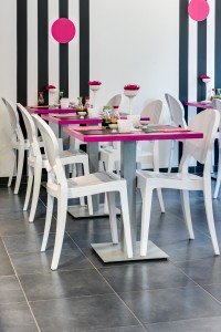 chaise design transparente