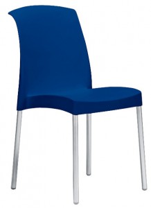 Chaise plastique empilable