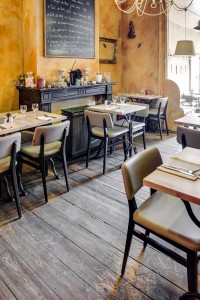 chaise de restaurant