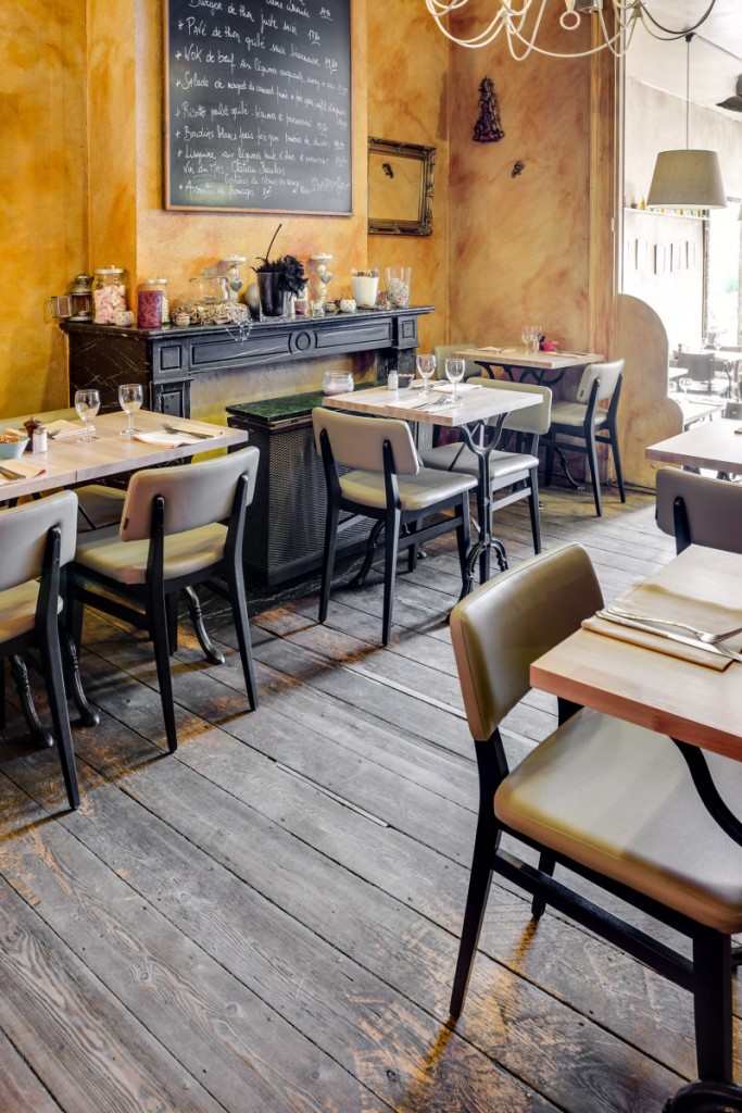 chaise de restaurant