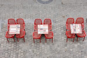 Table de terrasse pliante