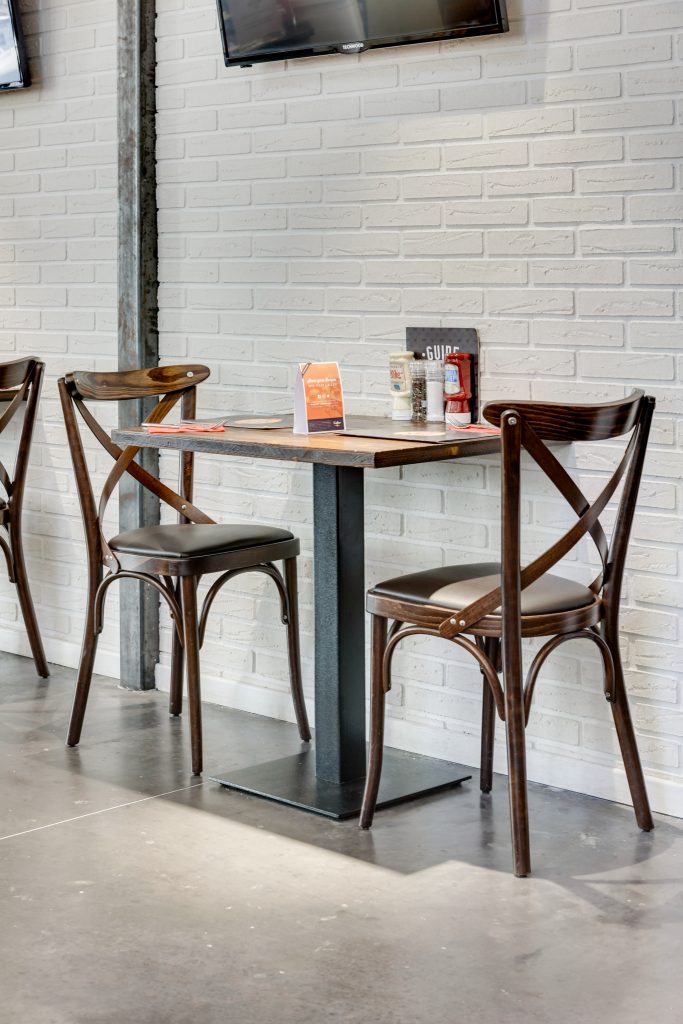 mobilier bois horeca