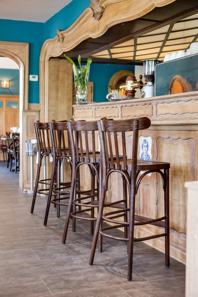 tabouret de bar en bois