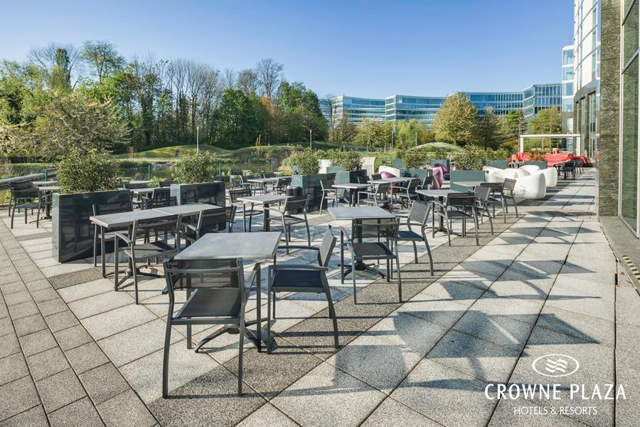 Le jardin crowne plaza