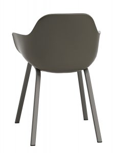 fauteuil coloré salle à manger