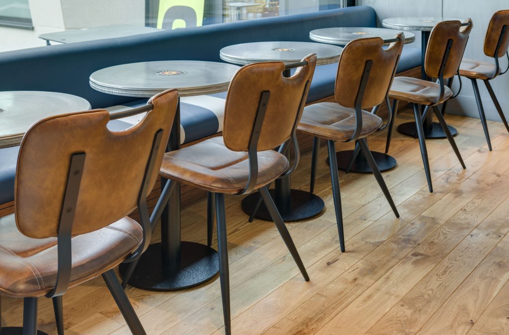 Chaise de restaurant Lepage