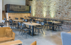 Mobilier de restaurant industriel