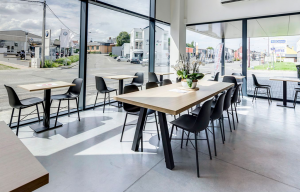 Mobilier de restaurant scandinave