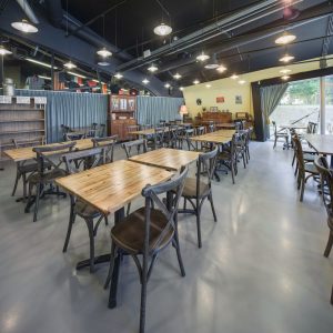 Mobilier de réception en bois